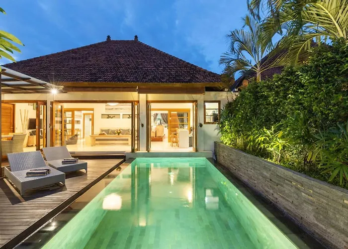 Luxurious Double King Villa W/Pool & Wifi+ Carpark