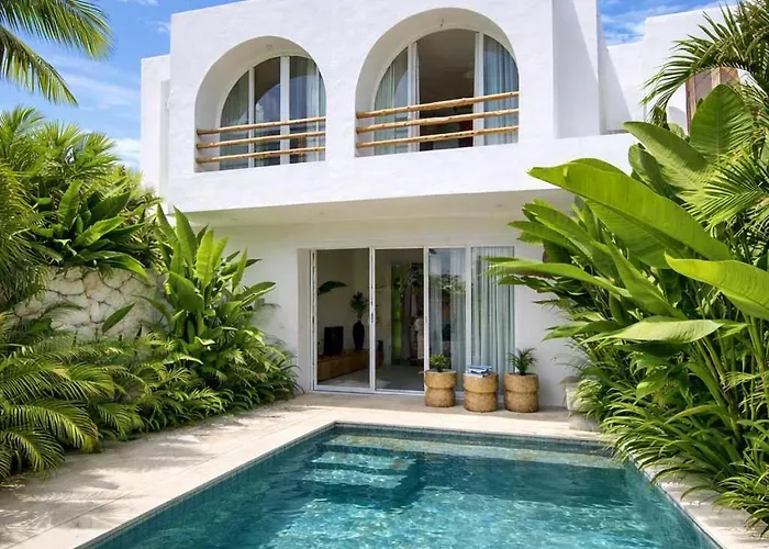 Villa Las Casas 8, 1 Bedr Private Pool Bingin, Brand New, Central Location Beach And Centre