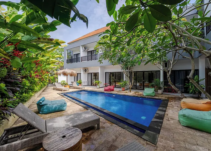 Uluwatu Surf Paradise