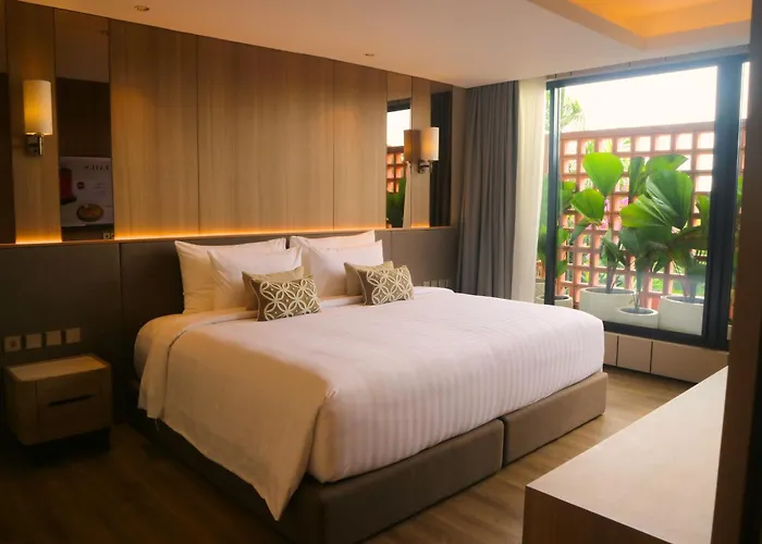 Honeymoon Suite With Jacuzzi At Abia Villa & Suite Legian