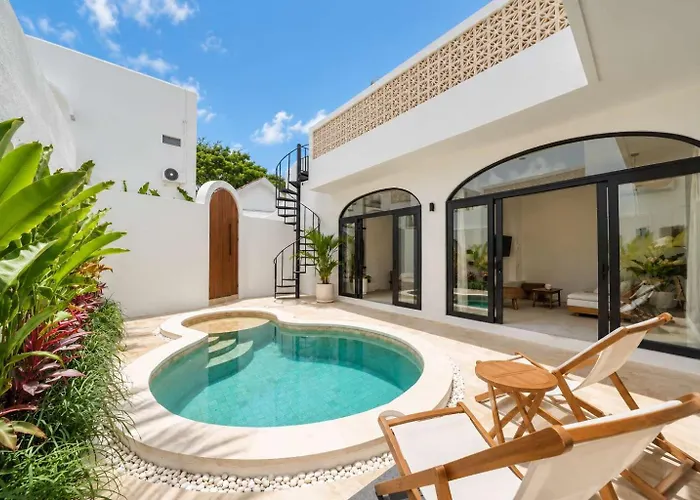 Tropical Sanctuary Villa With Private Pool