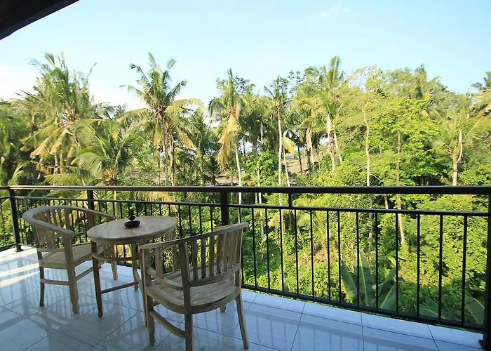 Akusara Guest House