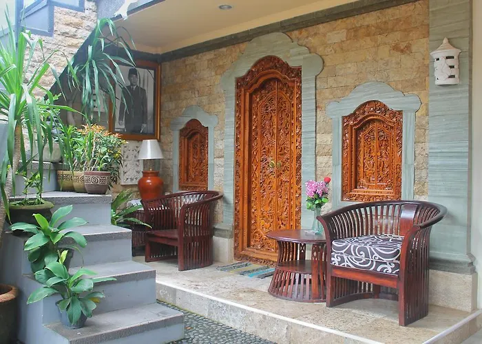 Gusti House