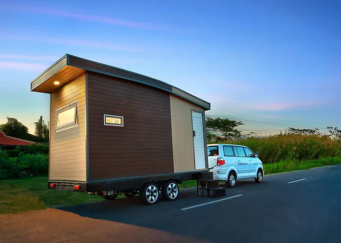 Del Nomad Caravan Park