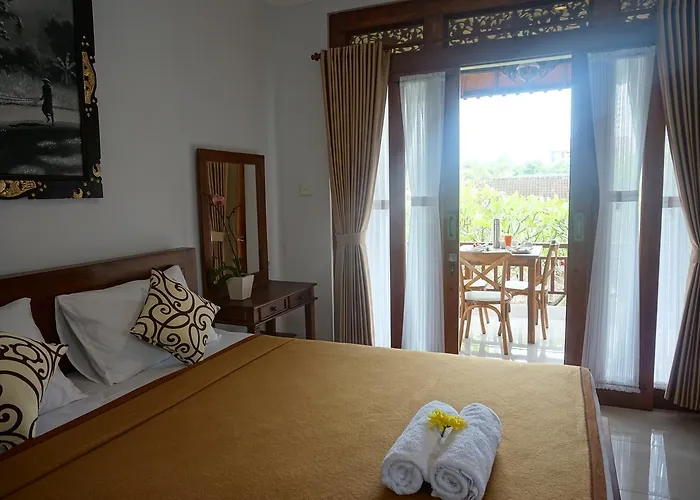 Cantika Guest House