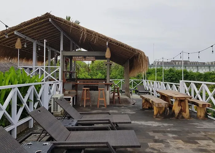 Sednr Surf Stay