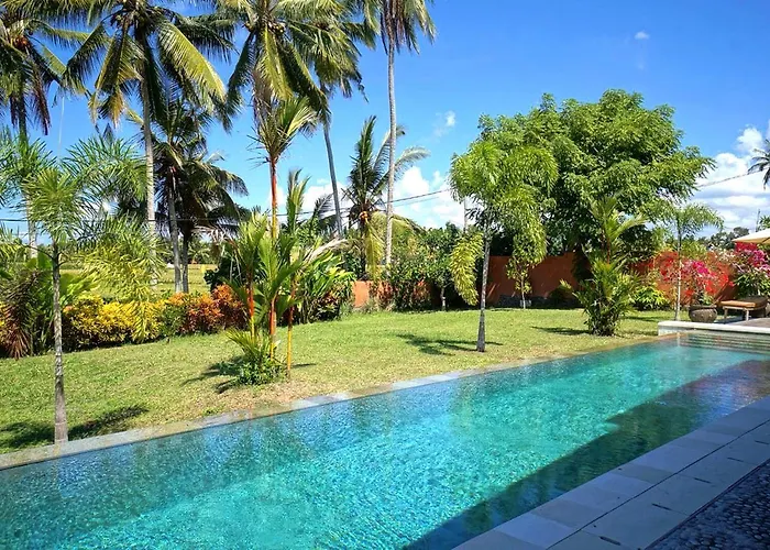 Villa Taman Kanti - 2 Bedroom Private Villa With Swimming Pool