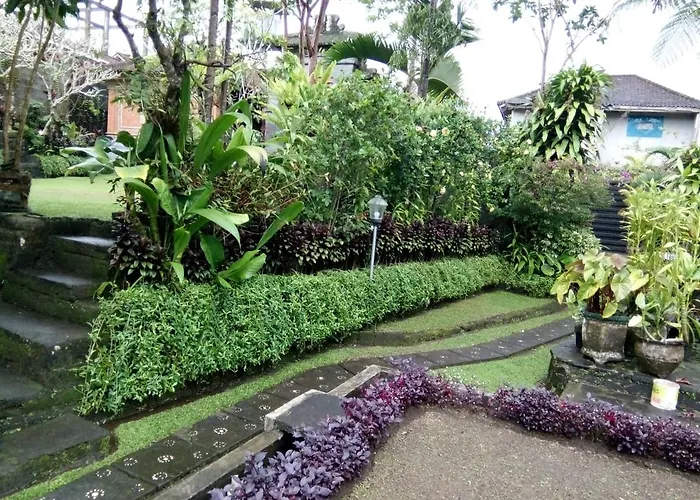 Puri Agung Inn