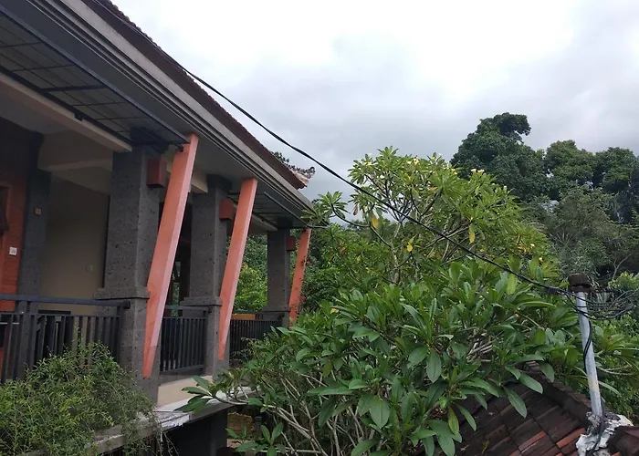 ウタリ ハウス