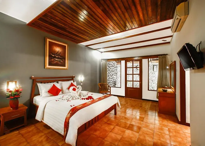 Bali Taman Beach Resort & Spa Lovina