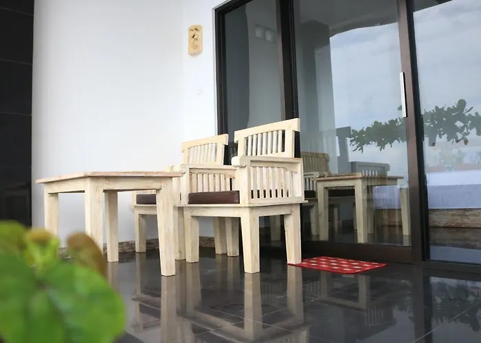 Alur Beach Homestay