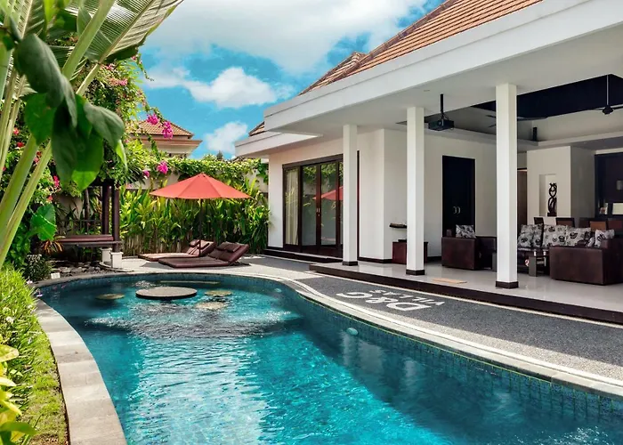 D&G Villas Nusa Dua, With Private Pool, Massage, And Daily Tour