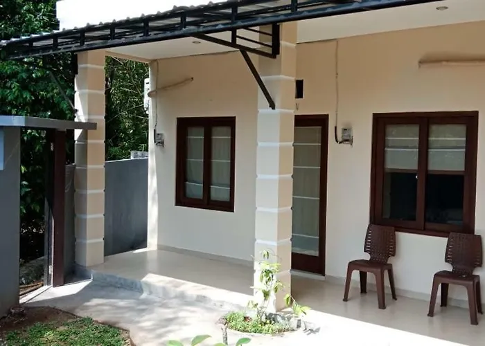 Sihom House