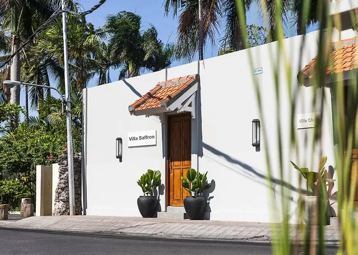 Villa Saffron
