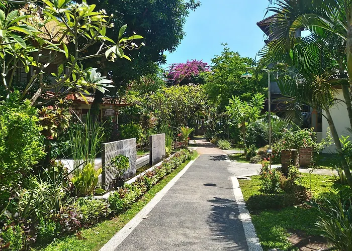 Lovina Beach Hotel