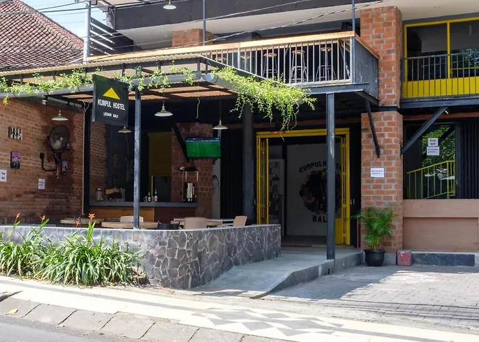 Kumpul Hostel Kuta