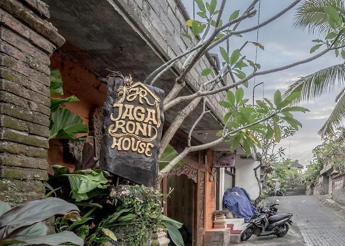 Jaga Roni House