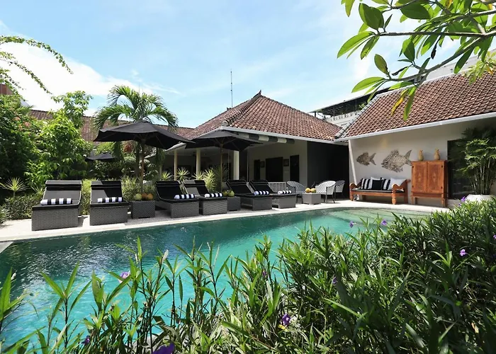 Villa Bloom 1 - 4 Bedrooms, 4 Bathrooms, Private Pool Close To The Beach