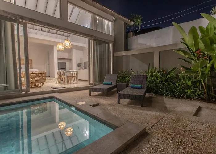 White Studio, Villa With Private Pool Canggu